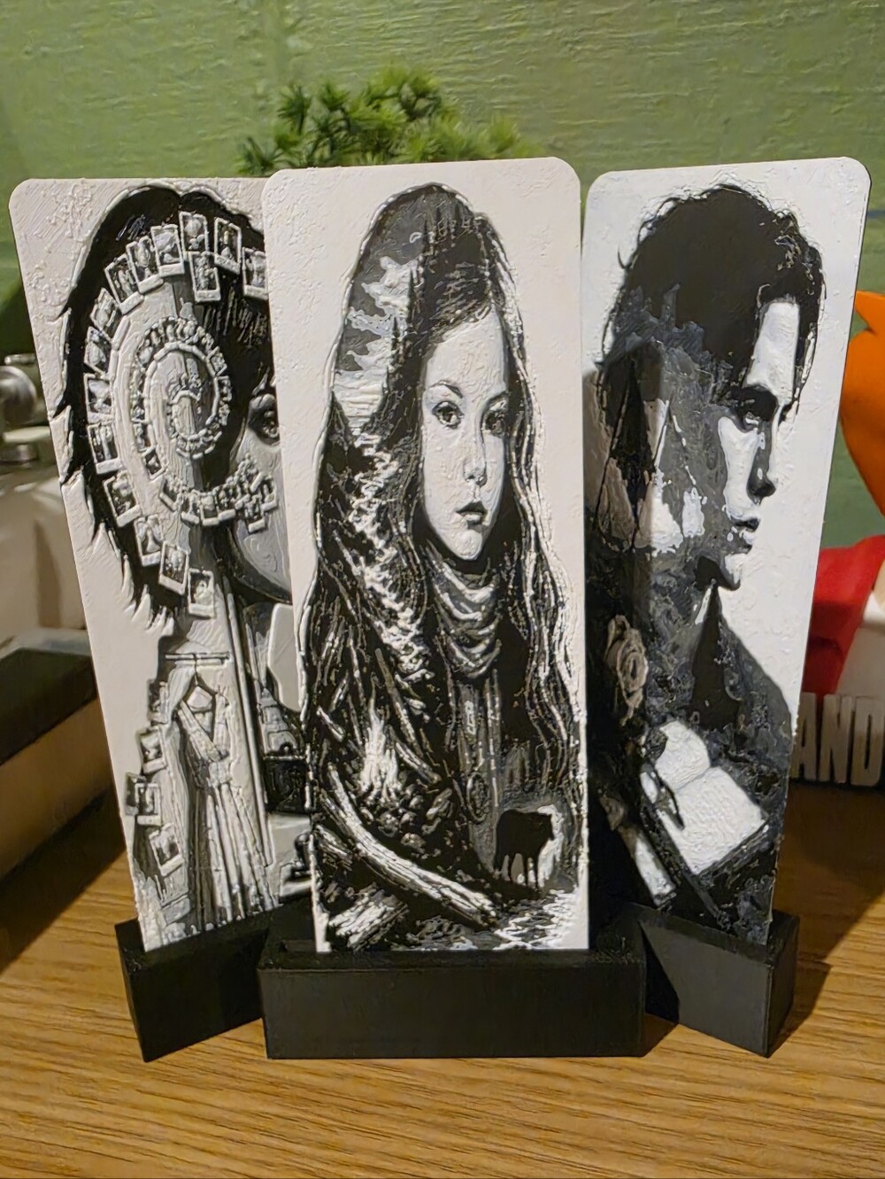 Twilight Saga Series Bookmarks With Stand (3d Printed)